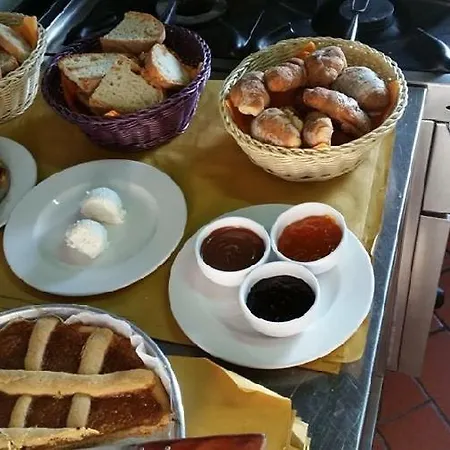 Borgo Tramonte Bed & Breakfast *